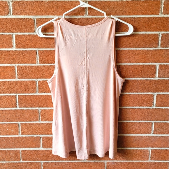 🦋3/$23🦋S & M Timeless Tank - Banana Republic - Picture 2 of 5